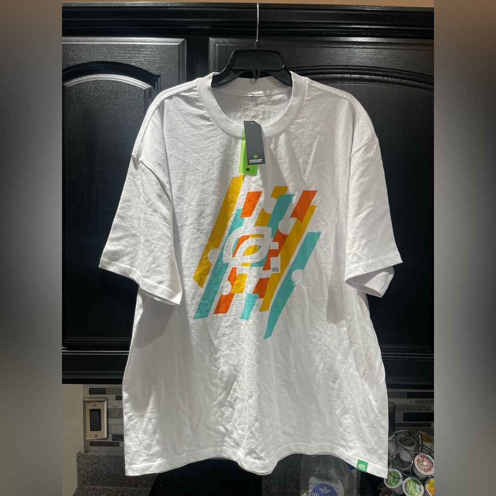 Rare Authentic Optic Gaming 6050 Men’s Sz XL  White T-shirt NWT